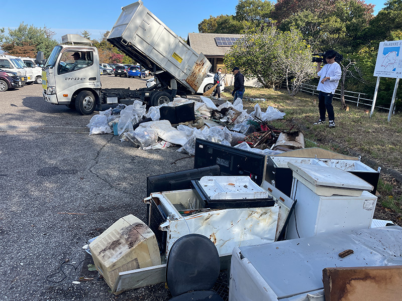 岡山県産業資源循環協会主催の貝殻山クリーン作戦に参加